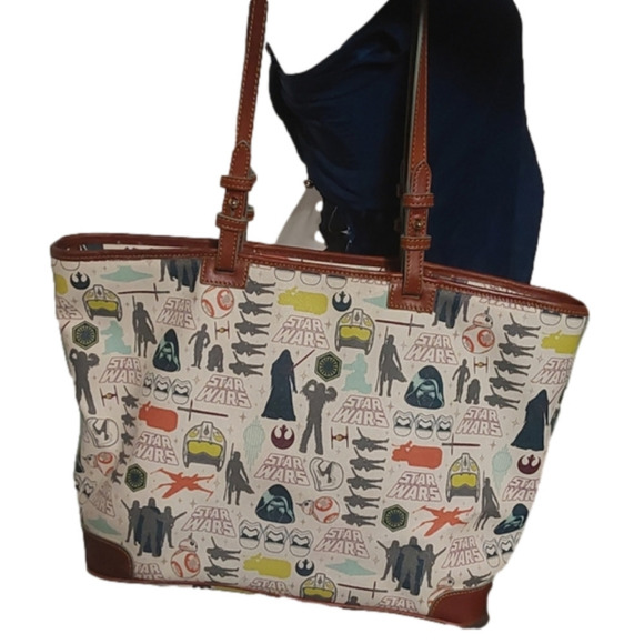 DOONEY & BOURKE STAR WARS SHOPPER VII LARGE SHOULDER BAG - Picture 1 of 16